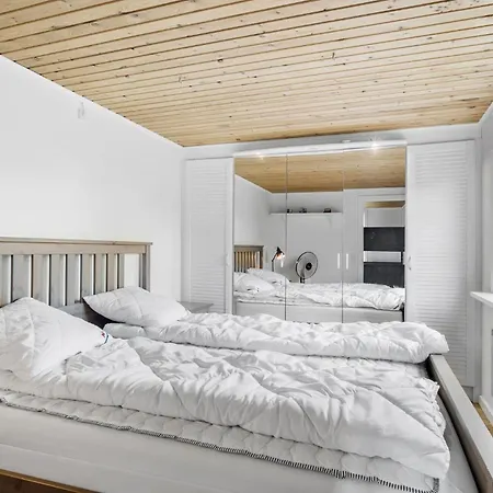 Semesterbostad 4 Bedroom Cozy In Nyborg